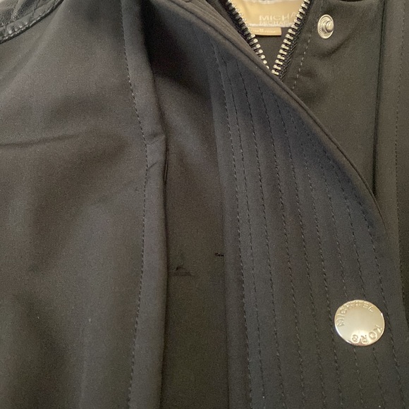 Michael Kors Fitted Rain Repellent Coat - Picture 6 of 11